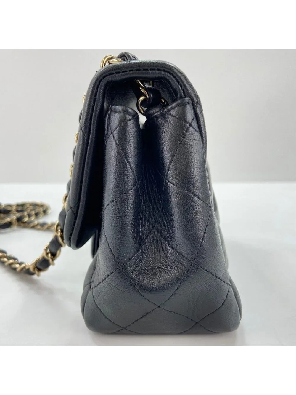 Chanel Shoulder Bag Quilted